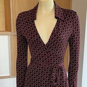 Diane Von Furstenberg Silk Wrap Dress sz 4